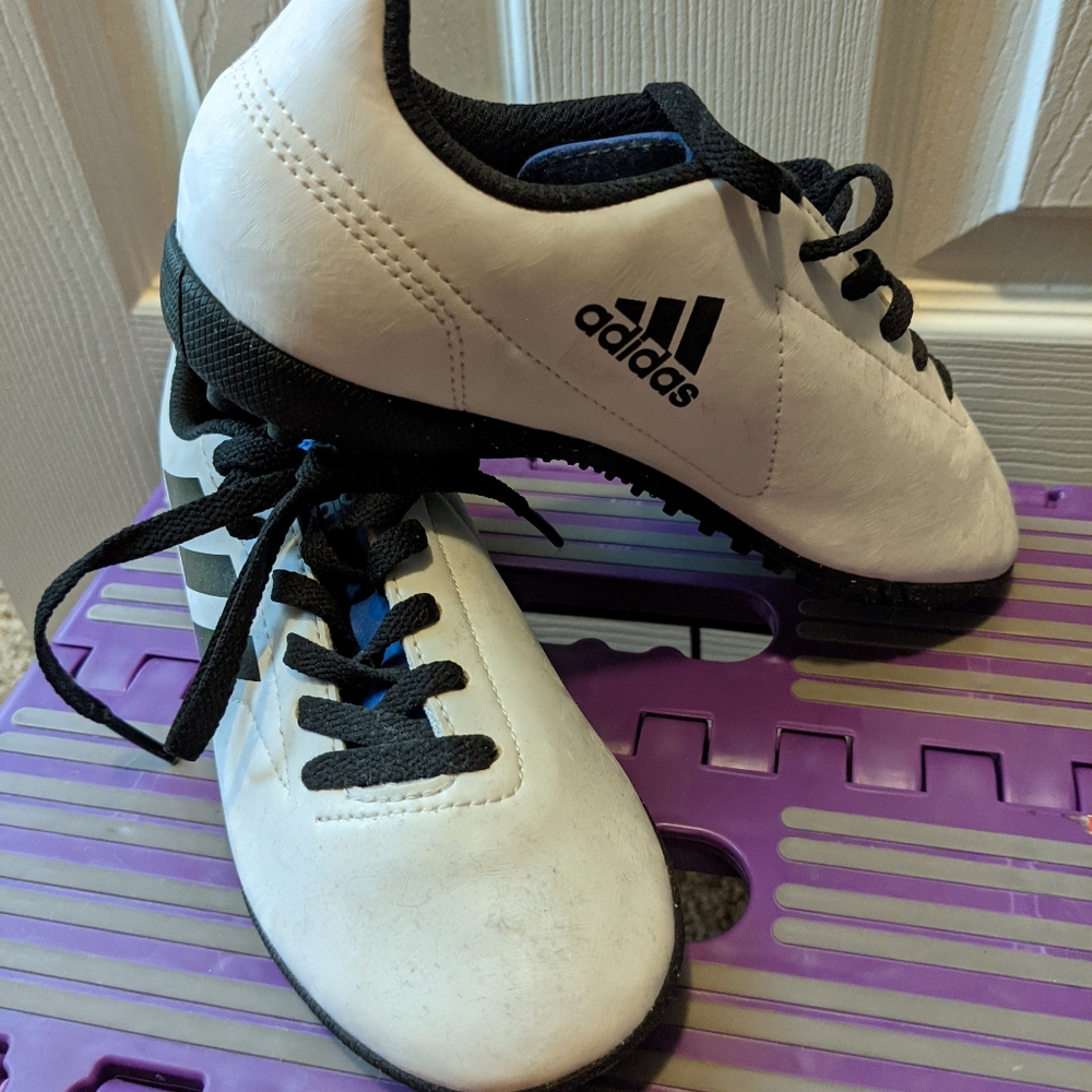 Adidas indoor soccer
